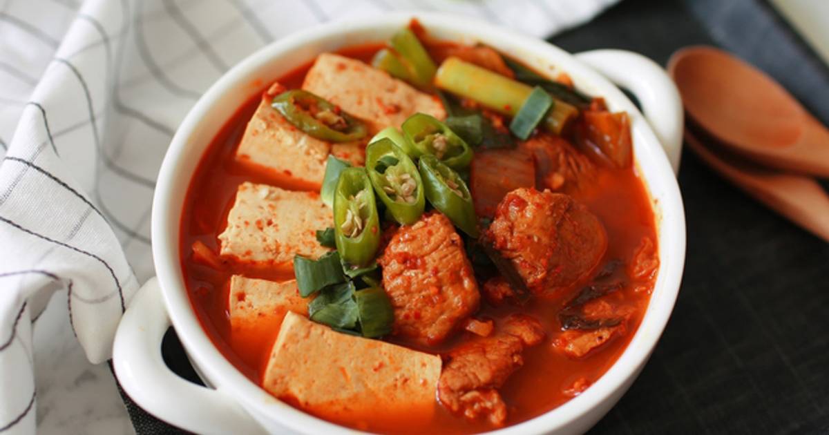 Resep Kimchi Jjigae Sup Kimchi resep asli korea oleh Irene - Cookpad
