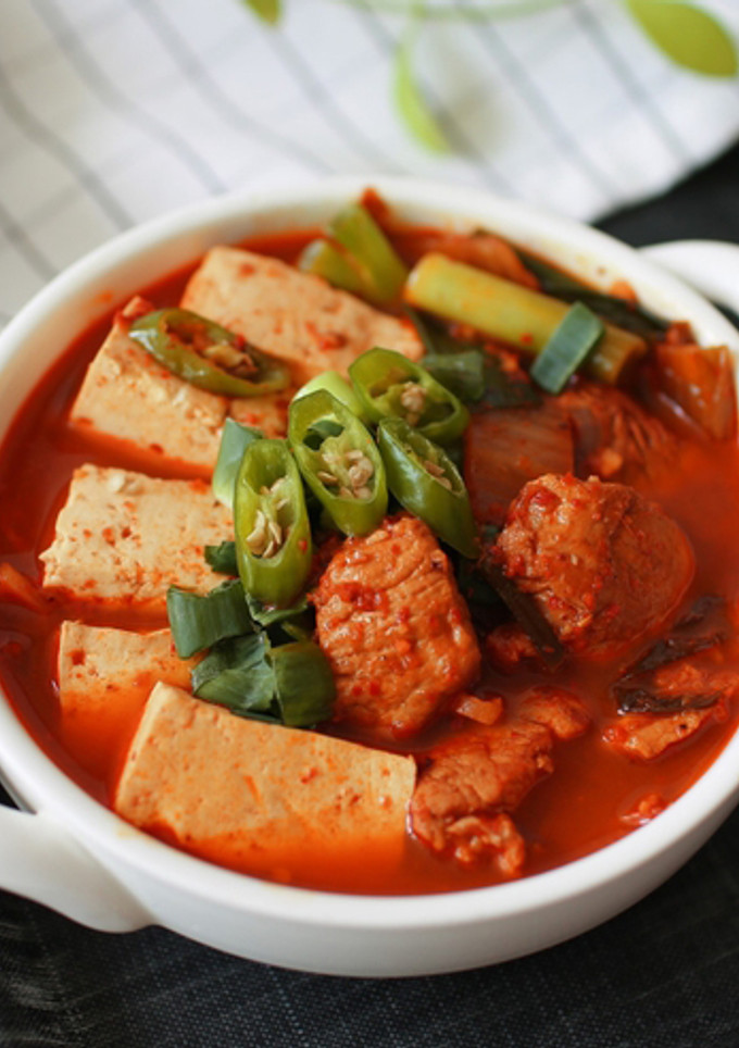 Foto resep Kimchi Jjigae Sup Kimchi resep asli korea