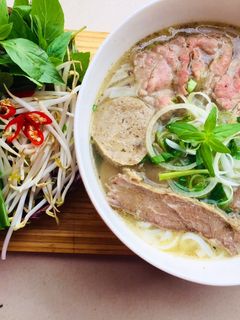 Hình của món Phở Bò Việt Nam.