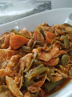 عکسی از دستور خورشت لوبیاسبز با گوشت مرغ