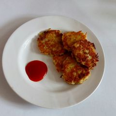 A picture of Potato-onion frittata.