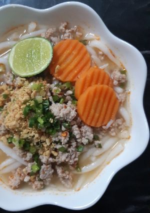 รูปของ "เกี้ยมอี๋ต้มยำ"🥣🌶 Spicy Chinese Noodle Soup