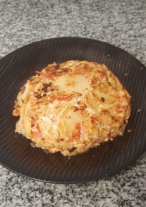 Una foto de Tortilla con lo que tenía en la heladera