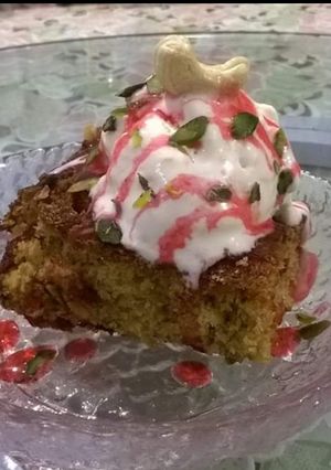 A picture of Mawa malai cake.