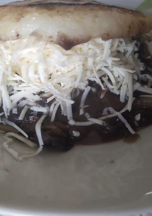 Una foto de Arepa Dominó