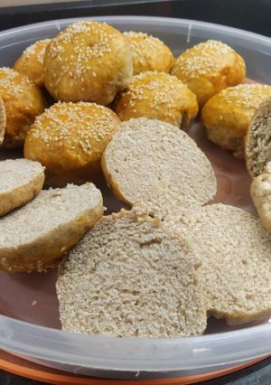 Una foto de Pan de papa integral para hamburguesas sin huevos