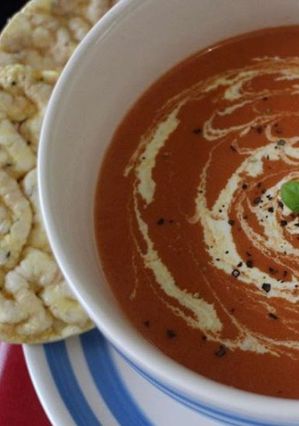 A picture of Homemade tabasco tomato soup.