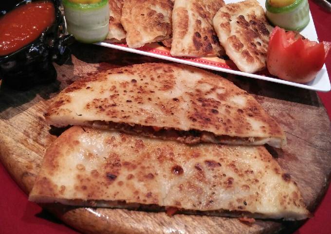 How to Make Speedy Pizza mince Paratha #CookpadRamadan #Cookpadsehri