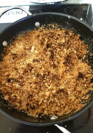 A picture of Rhubarb Crumble & Custard.💟.