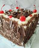 Blackforest special (base cake brownies kukus NY Liem)