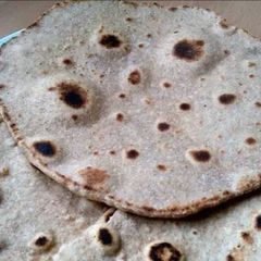 A picture of Vickys Flour Tortillas, GF DF EF SF NF.