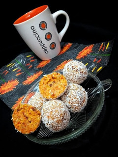 Una foto de Bocaditos dulces de zanahoria 🥕🥕