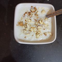 A picture of Rice kheer.
