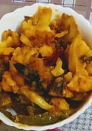 A picture of Aloo gobhi ki sabji.