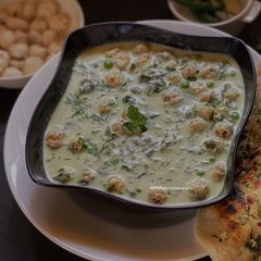 A picture of Methi Makhana Matar Curry.