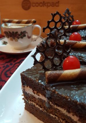 A picture of Chocolate Pastry with Ceremal/ Chocolate Ganache Frosting.