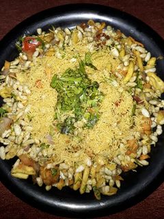 ओली भेळ (oli bhel recipe in marathi) रेसिपी चे मुख्य फोटो