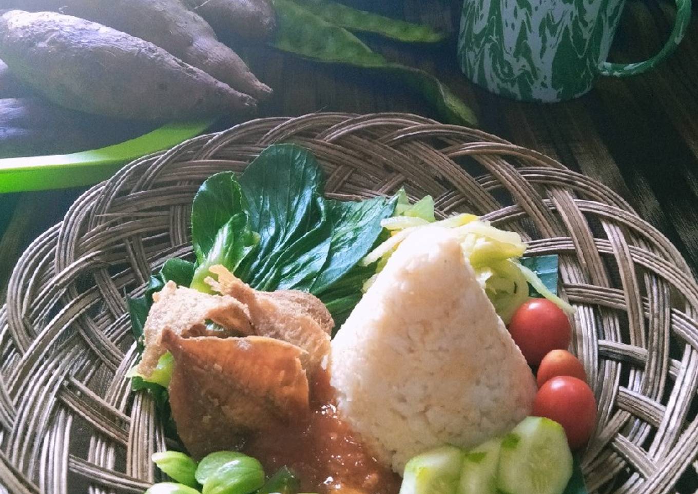 Tumini tempong nasi ampog🍂