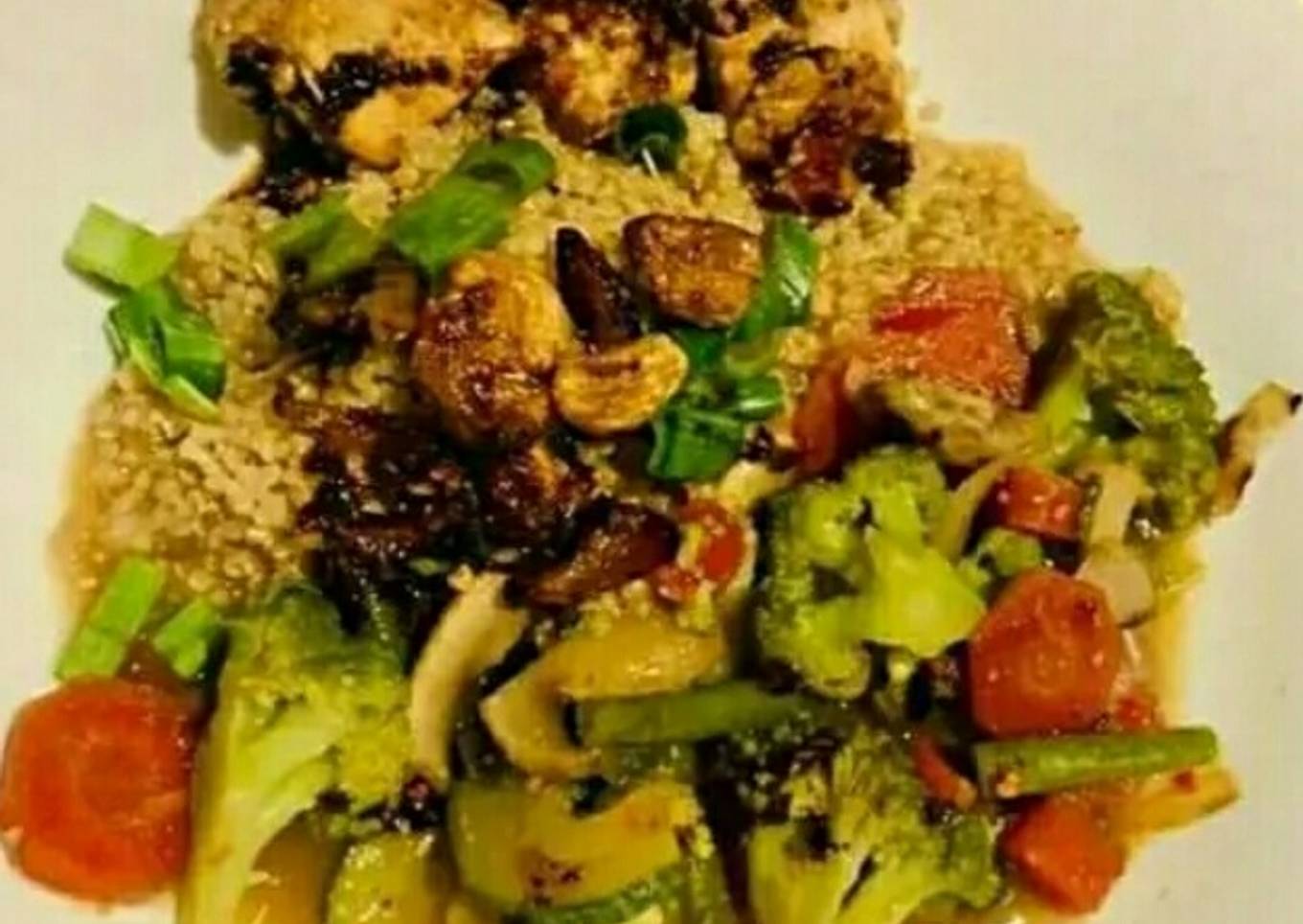 Fried paneer with healthy veggies