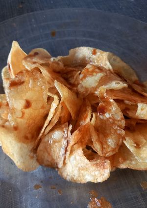 Una foto de Patatas fritas con salsa perrins