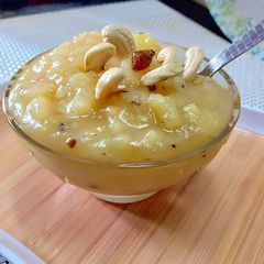 A picture of Aaloo ka halwa.
