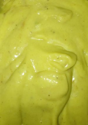 A picture of Yummylicious avocado,banana and yogurt puree😋😋😋😋.