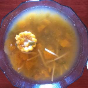 Sopa de Zapallo calabaza y pollo económica para dietas