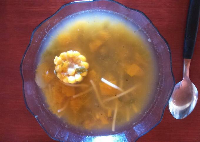 Sopa de Zapallo calabaza y pollo económica para dietas Receta de Rommy  Choda- Cookpad