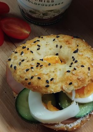 Magas fehérjetartalmú bagel recept fotója