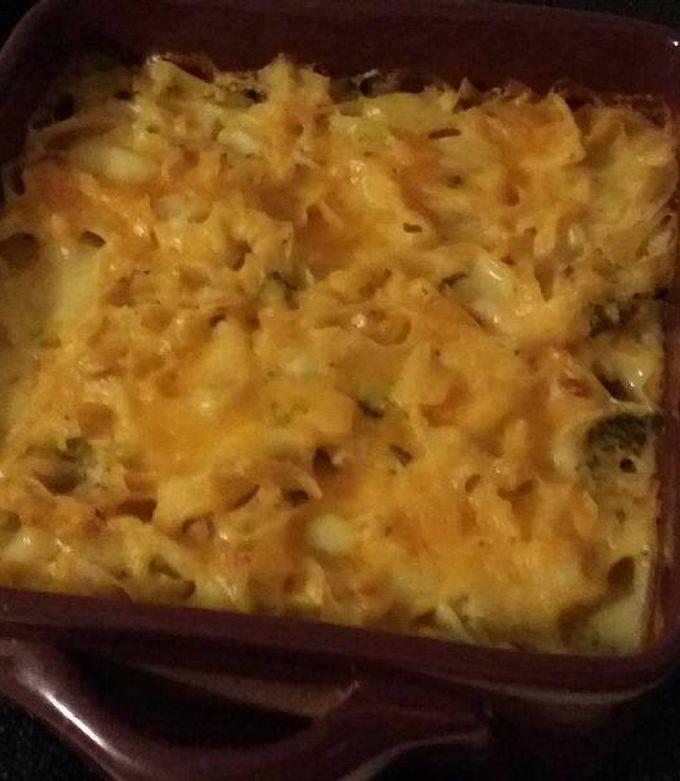 A picture of Salmon & Broccoli Casserole.