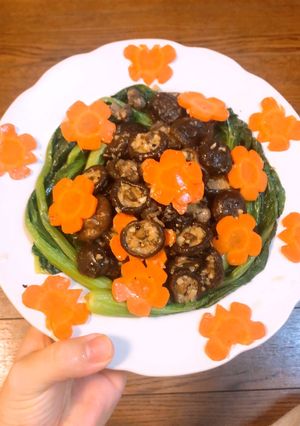 Hình của món Cải xào nấm hương.