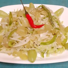 A picture of Cabbage, capsicum & Green Grapes Vegetable Toss (Sambharo).