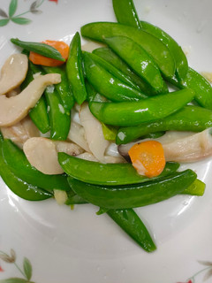 炒甜豆杏鮑菇 的食譜成品照片