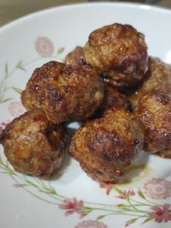 自家製豬肉丸(簡單料理)(氣炸鍋) 的食譜成品照片