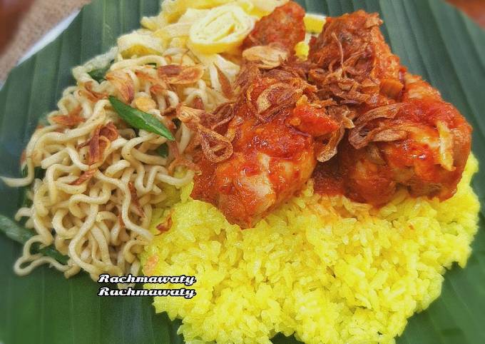 107.Nasi kuning