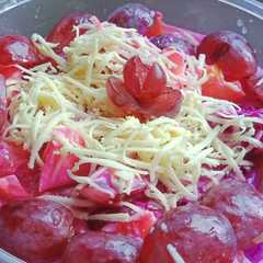 A picture of Salad Buah Yakult.