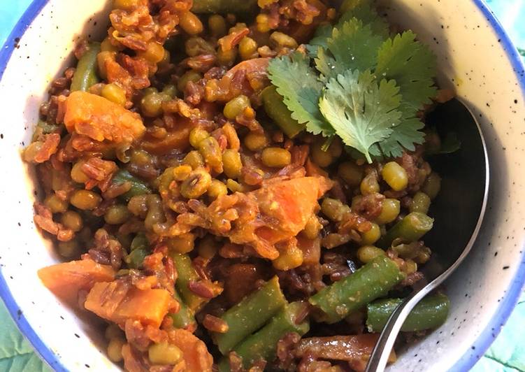 Kichadi/ Kitchari - vegan