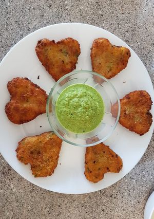 રવા (સૂજી) કટલેટ (Rava (suji) cutlet recipe in Gujarati રેસીપી મુખ્ય ફોટો