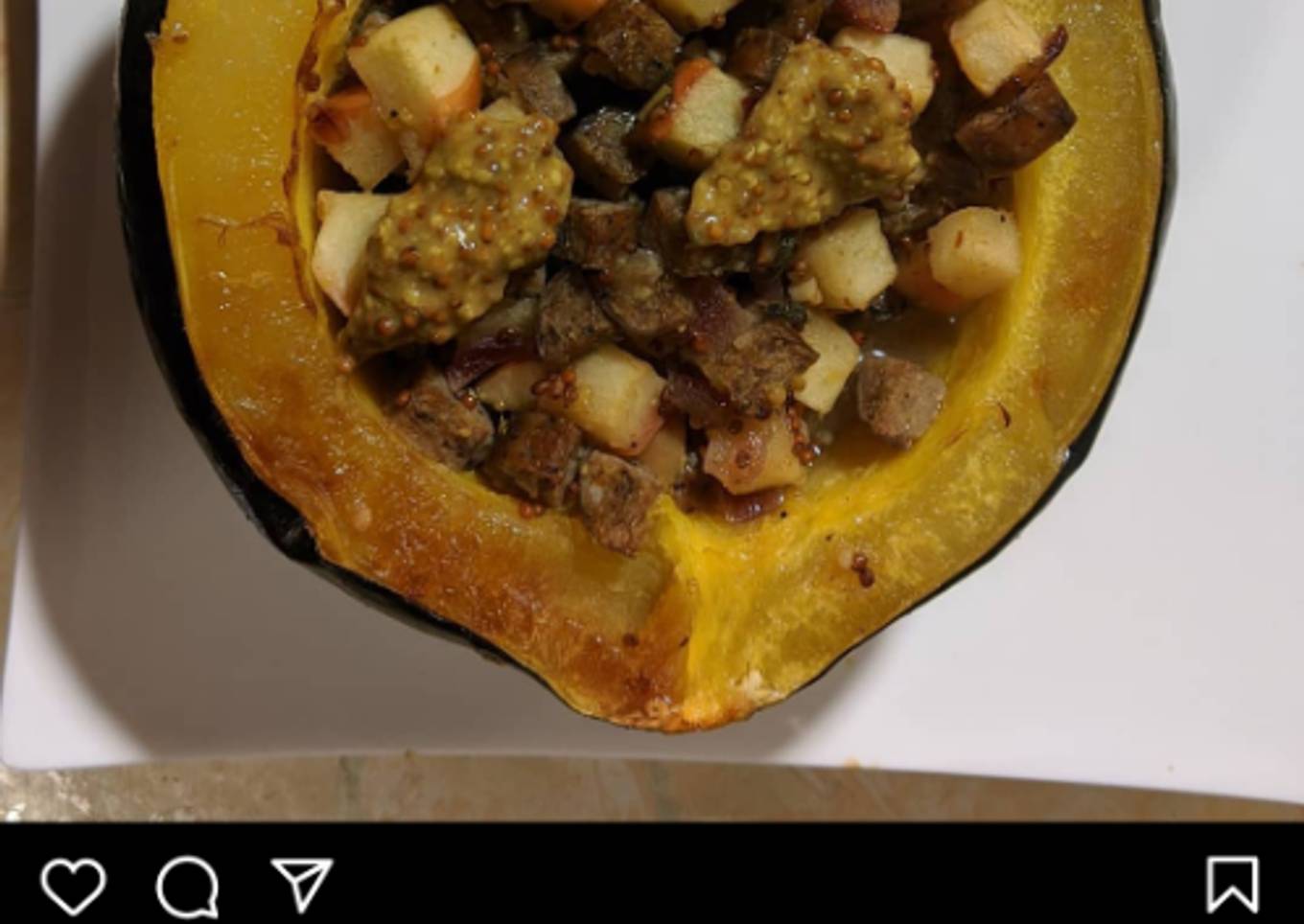 Stuffed acorn squash