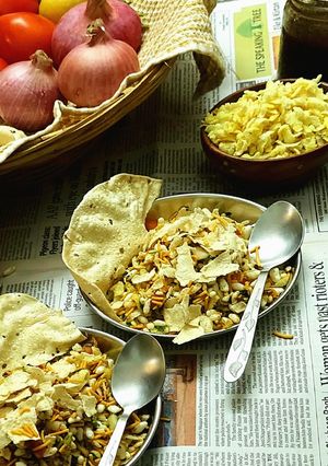 A picture of Crispy Poha Papad Bhel.
