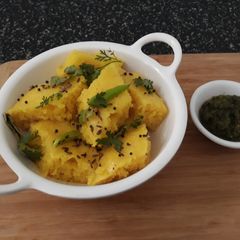 A picture of Rava Besan Dhokla And Tomato Coriander Chutney.