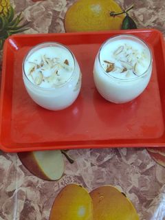 मीठी दही लस्सी (Meethi Dahi lassi recipe in hindi) रेसिपी मुख्य फोटो
