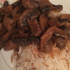 A picture of Mushroom Beef Stew.