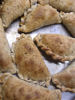 Una foto de Empanadas veganas de texturizado de soja sabor pollo