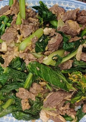 Hình của món Ngồng su hào xào thịt bò.