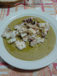 Foto di Seppie con crema di piselli