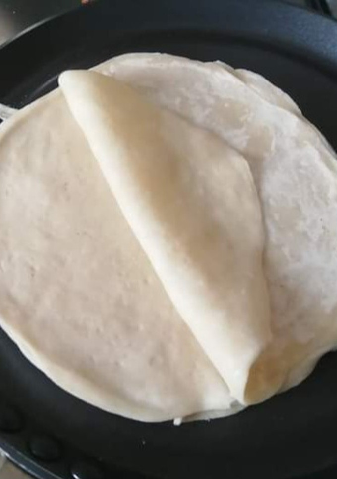 A picture of Spring rolls sheet (wrapper).