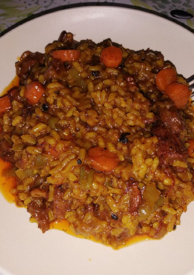 Una foto de Arroz con rabo de toro
