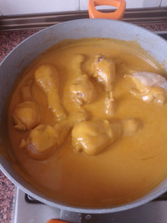 Una foto de Pollo en salsa de cerveza