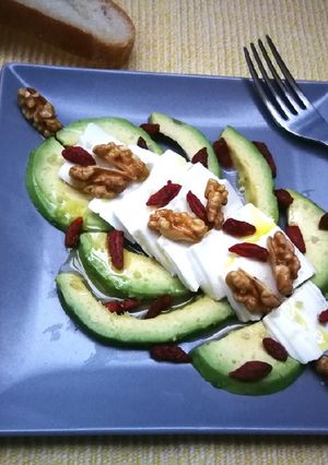 Una foto de Desayuno con queso fresco sin lactosa - fácil